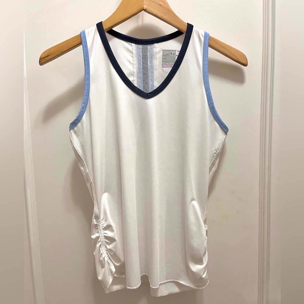 Lucky in Love Women’s Tennis Top, M